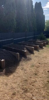 Vyvýšený záhon - 7