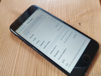 iPhone SE 2020 256GB - 7
