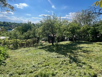 Záhrada 395m2 s krásnym výhľadom - Košice - 7