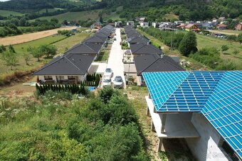 Na predaj exkluzívna, rozmerná vila v obci Mikušovce pri Ila - 7
