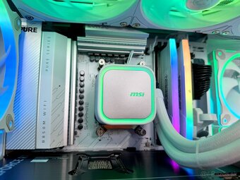 Ryzen 7 9800x3D, RTX 5070 Ti 16GB, 32GB RAM, 2TB SSD,1200W - 7