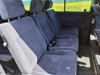 Volkswagen Caravelle 2,5 TDI syncro T4 - 7