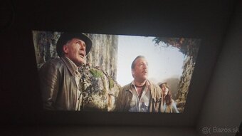 Projektor Full HD rozlíšenie - 7