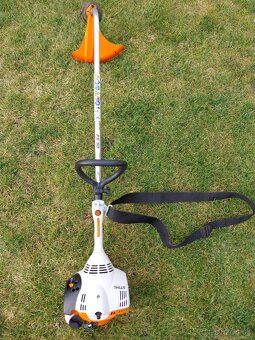 Krovinorez / vyzinač značky STIHL - 7