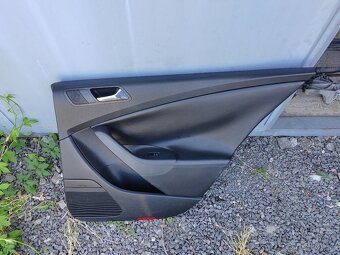 Tapacire dverí na VW Passat b6 ako nové - 7