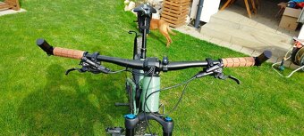 Celoodpruženy horský bicykel FOCUS THRON 6.9 - 7
