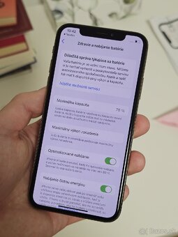 iPhone Xs 64gb Zlatý - 7