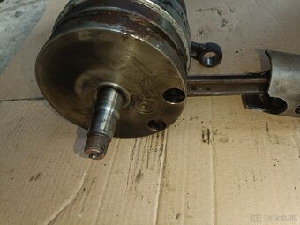 Predám motor na jawu 350 638 - 7