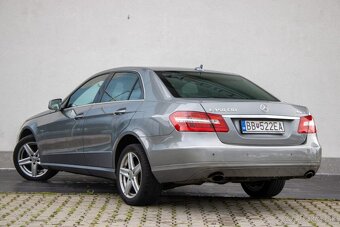 Mercedes-Benz E trieda Sedan 350 CDI BlueEFFICIENCY Elegance - 7