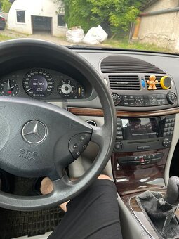 Mercedes w211 e200 - 7
