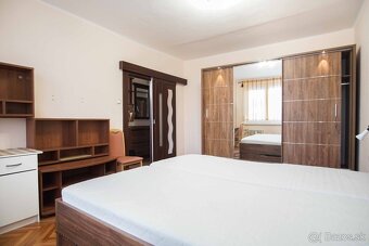 Na prenájom prerobený a zaridený 1-izbový byt blízko stanice - 7