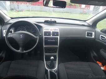 Peugeot 307SW 1.6hdi 7miestme - 7