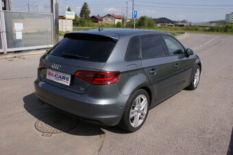 Audi A3 Sportback 2.0 TDI DPF 184k Ambiente quattro S tronic - 7