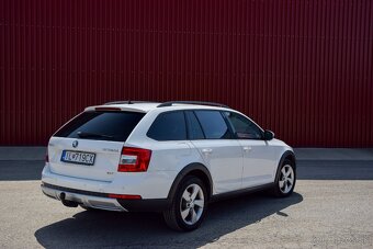 Škoda Octavia Combi SCOUT 2.0TDI DSG GARANCIA KM, NEBURANE - 7