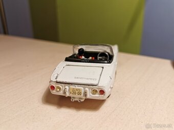 Corgi toys Toyota 2000 - 7