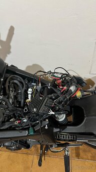 Yamaha FZ8 Fazer - 7