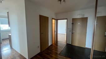 Ponúkame na dlhodobý prenájom 3-izbový byt v centre mesta - 7