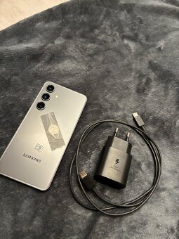 Samsung Galaxy S24 128gb - 7