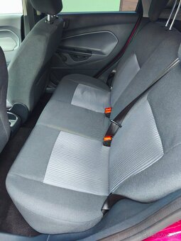 Ford fiesta - 7
