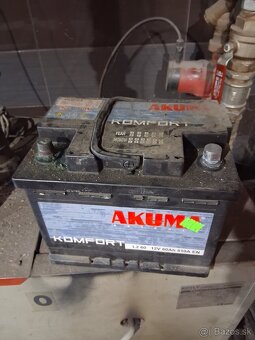 Predam autobateriu 60 ah - 7