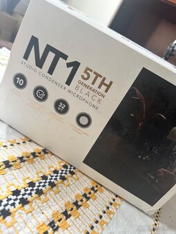 RODE NT1 5th Generation + stojan + štúdiove sluchadla - 7