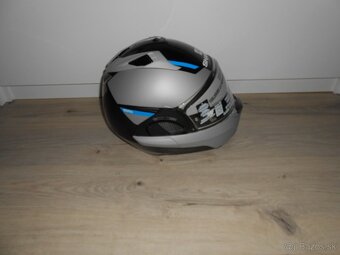 Predam krasnu novu moto prilbu znacky SHARK EVO GT SEAN - 7