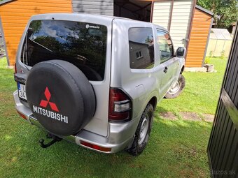 MITSUBISHI PAJERO R.V.7/2002 2,5 DIESEL - 7