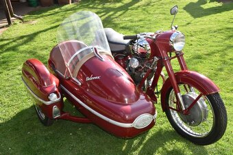 Hezká JAWA 500 OHC 02 se sidecarem Velorex - 7