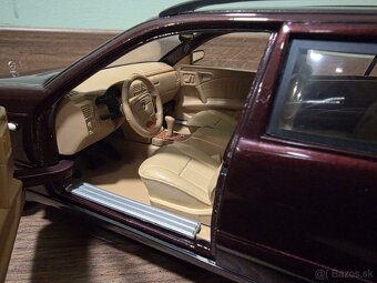 Mercedes Benz E320 S210 E-Klasse Model 1:18 - 7