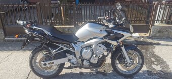 Yamaha Fazer 600 FZ6 - 7