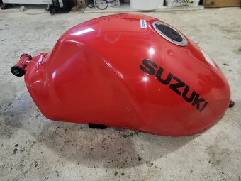 Suzuki sv 650 - 7