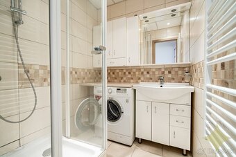 Na predaj, 3 izbový byt, sídl. Drieňová, Banská Štiavnica - 7