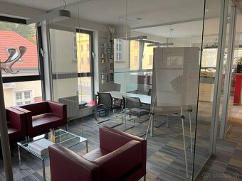 NA PREDAJ NADŠTANDARDNÉ KANCELÁRSKE PRIESTORY CENTRUM TRNAVY - 7