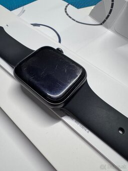 APPLE WATCH SERIES 6 44mm - 7