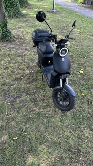 Predam elektricky Skuter LA Soirus vo výbornom stave lítiová - 7