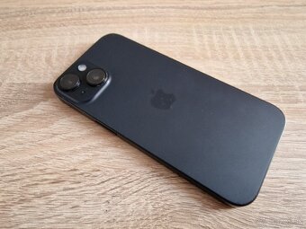 Apple iPhone 15 128GB CIERNY - 7