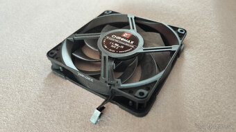 Noctua NF-A12x25 PWM chromax.black.swap - 7