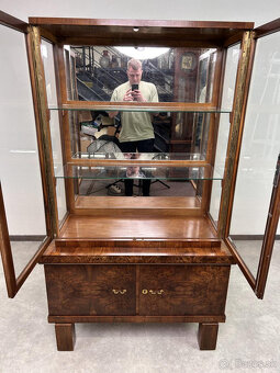 Art deco orechová vitrína 1930 - 7