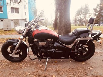Suzuki Intruder M800 - 7