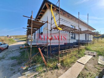 ADOMIS - predám 5-izbový bungalov1, 123m2,Ortáše 607m2, iba  - 7