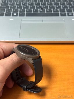 Garmin Vivomove Sport - 7