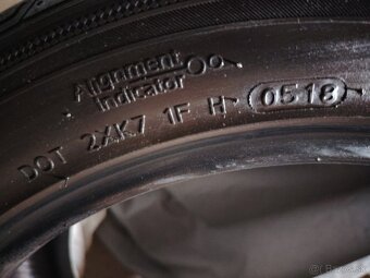 Pneumatiky 235/ 45 R17 - 7