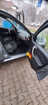 Dacia sandero - 7