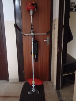 Benzínová krovinorez/kosačka - 7