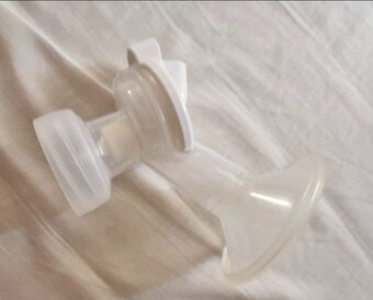 Predám elektrickú odsávačku zn Philips Avent - 7