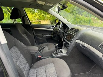 Škoda Octavia 1.6 TDI 2012 Bluetooth Senzory Výhřev Rozvody - 7