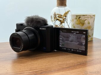 Predám Sony ZV-1 – top stav + 32GB pamäťová karta - 7