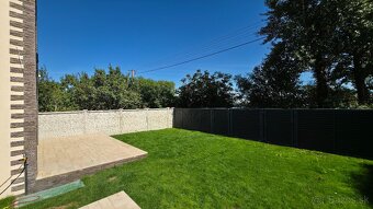 KRÁSNA NOVOSTAVBA  3 IZB. DOMU PRI JAZERE-VAJNORY,BRATISLAVA - 7