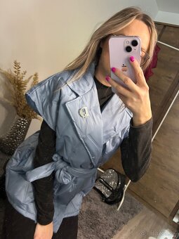 Vesta s brošňou - 7