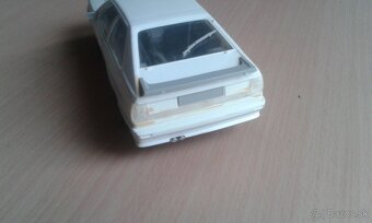 Plastikové modely áut 1/24 - 7